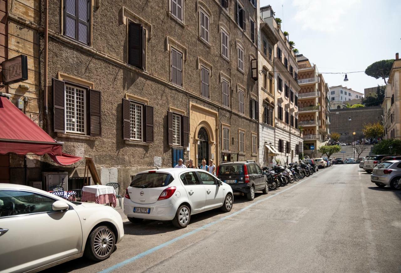Museum Inn - Una Finestra Sui Musei Vaticani Рим Екстер'єр фото